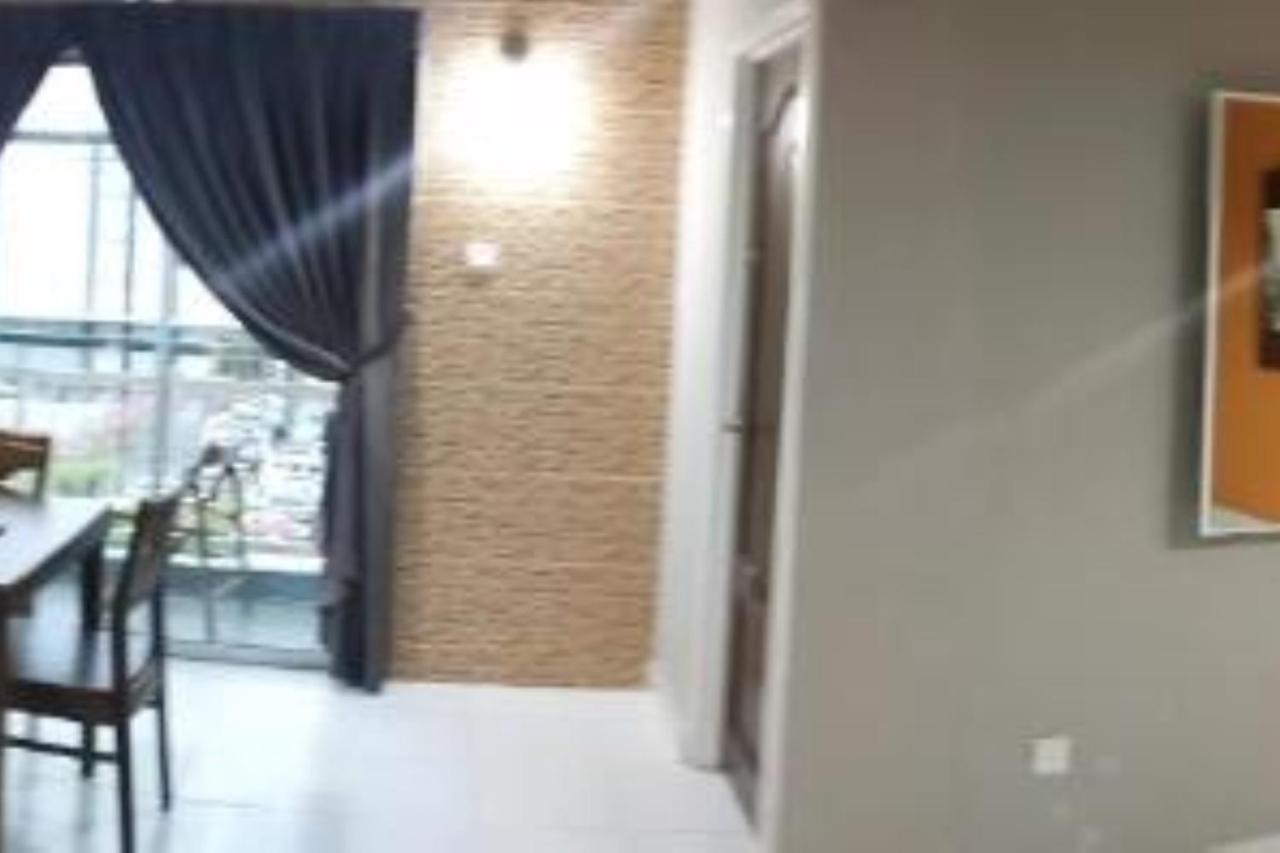 Aeon Tebrau Apartment Johor Bahru - By Room - Buitenkant foto